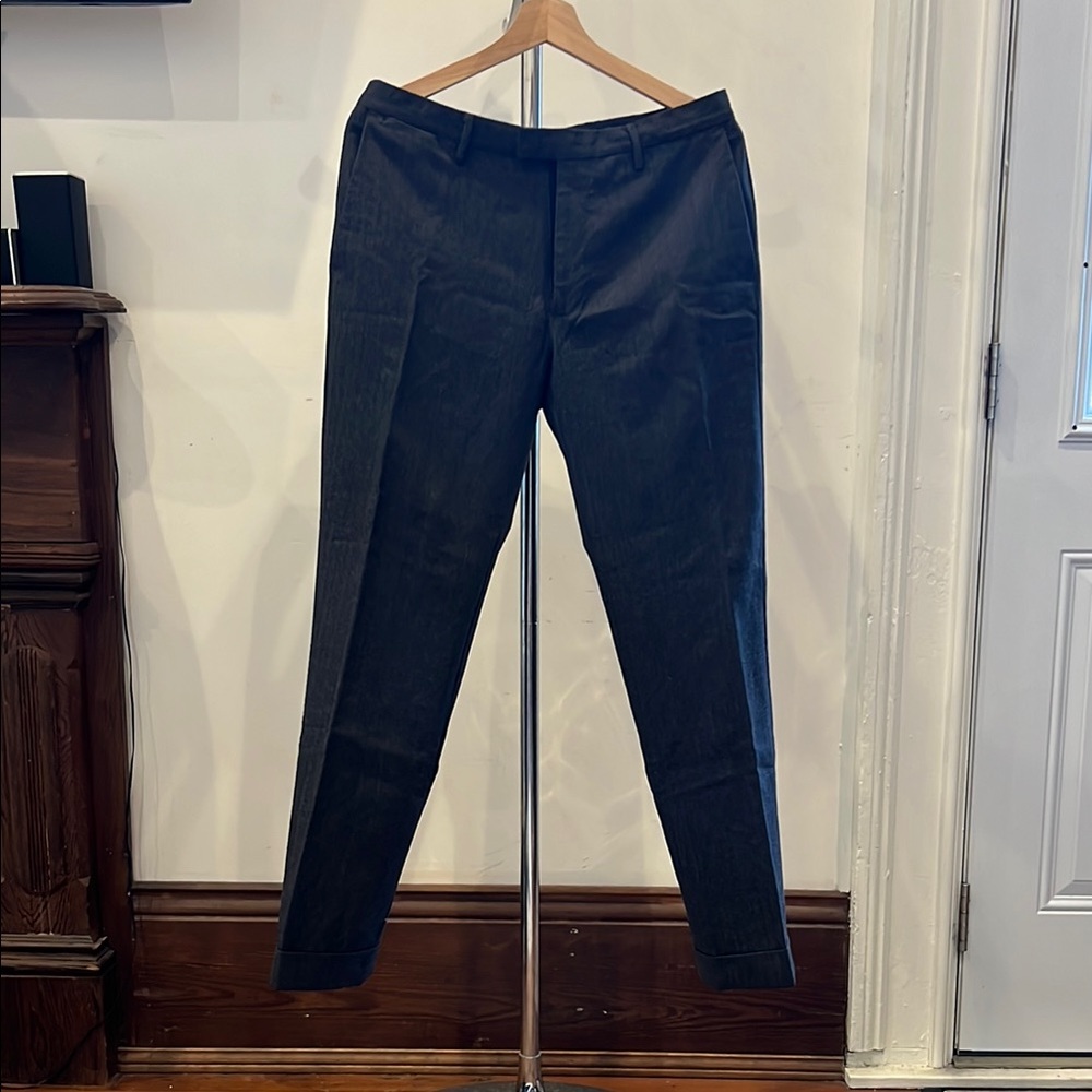 Banana Republic Dark Grey Dress Pants Sleek Design